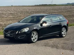 Svart Begagnad 2010 Volvo V60 Momentum Kombi | 84 500 kr (Bra pris)