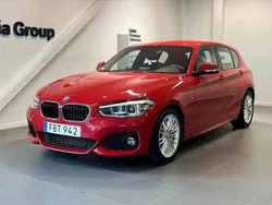 Röd Begagnad 2019 BMW 118 Halvkombi | 184 900 kr