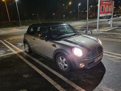 Brun Begagnad 2008 Mini Cooper Halvkombi | 32 000 kr (Bra pris)