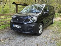 Svart Begagnad 2022 Peugeot E-Partner Minibuss | 316 000 kr (Dyr)