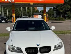 Vit Begagnad 2010 BMW 318 Comfort Edition Sedan | 78 000 kr (Marknadspris)