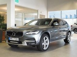 Grå Begagnad 2019 Volvo V90 CC Momentum Kombi | 249 800 kr (Bra pris)
