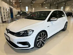 Vit Begagnad 2017 VW Golf VII R Halvkombi | 269 900 kr (Dyr)