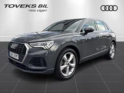 Grå Begagnad 2021 Audi Q3 Proline SUV | 309 000 kr (Marknadspris)