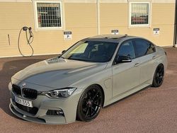 Grå Begagnad 2017 BMW 330e M Performance Sedan | 319 000 kr