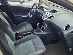 Grön Begagnad 2009 Ford Fiesta Halvkombi | 28 000 kr (Marknadspris)