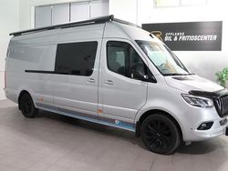 Silver (silver metallic) Begagnad 2023 Mercedes Sprinter SE Van | 949 900 kr (Dyr)
