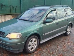 Grön Begagnad 2000 Opel Astra Kombi | 22 500 kr (Marknadspris)