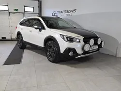 Vit Begagnad 2020 Subaru Outback SUV | 279 500 kr
