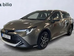 Grön Begagnad 2022 Toyota Corolla SUV | 289 900 kr (Dyr)