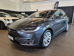 Grå Begagnad 2019 Tesla Model X SUV | 429 900 kr