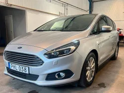 Grå Begagnad 2017 Ford S-MAX Business Edition Minibuss | 129 000 kr (Bra pris)
