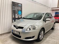 Silver Begagnad 2009 Toyota Auris Halvkombi | 34 900 kr (Marknadspris)