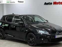 Svart Begagnad 2015 Lexus CT200h Sport Line Halvkombi | 169 900 kr (Lite dyr)