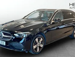 Svart (black) Begagnad 2022 Mercedes C300e Kombi | 349 900 kr (Bra pris)