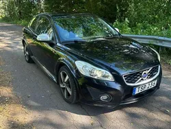 Svart Begagnad 2012 Volvo C30 R-Design Halvkombi | 64 500 kr (Marknadspris)