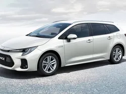 Begagnad 2023 Suzuki Swace Kombi | 336 900 kr