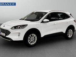 Vit Begagnad 2023 Ford Kuga Titanium SUV | 259 900 kr (Marknadspris)