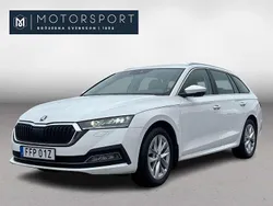 Vit Begagnad 2022 Skoda Octavia Style Kombi | 229 900 kr (Marknadspris)