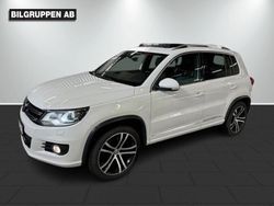 Vit Begagnad 2016 VW Tiguan Sportline SUV | 153 900 kr (Marknadspris)