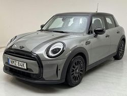 Grå Begagnad 2023 Mini Cooper Hatch Halvkombi | 219 000 kr (Superpris)