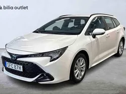 Vit Begagnad 2023 Toyota Corolla Kombi | 284 000 kr (Bra pris)