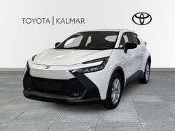 Vit Ny 2025 Toyota C-HR+ Active SUV | 309 900 kr