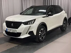 Vit Begagnad 2023 Peugeot 2008 GT SUV | 239 900 kr (Marknadspris)