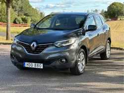 Grå Begagnad 2015 Renault Kadjar LIMITED SUV | 110 000 kr (Marknadspris)