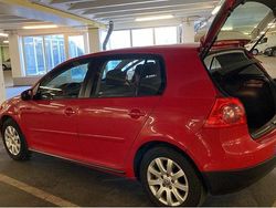 Röd Begagnad 2009 VW Golf Halvkombi | 18 000 kr (Superpris)