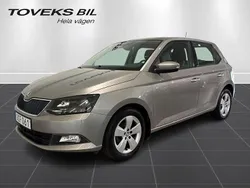 Ljusbrun (brun) Begagnad 2018 Skoda Fabia Style Halvkombi | 124 900 kr (Marknadspris)