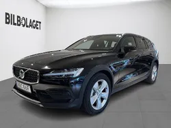 Begagnad 2024 Volvo V60 CC Kombi | 429 800 kr (Marknadspris)