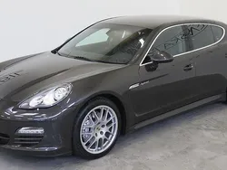 Grå Begagnad 2012 Porsche Panamera S E-Hybrid Sedan | 295 000 kr