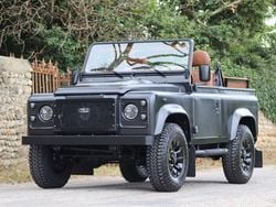 Begagnad 2012 Land Rover Defender SUV | 949 900 kr