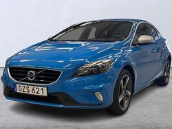 Blå Begagnad 2016 Volvo V40 R-Design Halvkombi | 169 900 kr (Lite dyr)