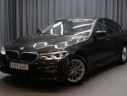 Brun Begagnad 2017 BMW 530e iPerformance Sedan | 239 000 kr (Marknadspris)