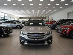 Brun Ny 2024 Subaru Outback SUV | 452 700 kr