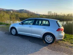 Silver Begagnad 2015 VW Golf VII Halvkombi | 99 500 kr (Marknadspris)
