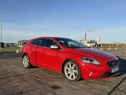 Begagnad 2016 Volvo V40 R-Design Kombi | 160 000 kr (Superpris)