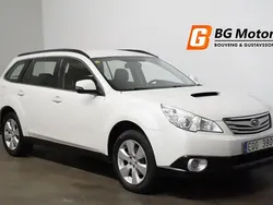 Vit Begagnad 2011 Subaru Outback SUV | 59 900 kr (Dyr)