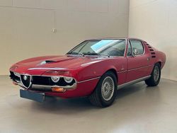 Ljusröd Begagnad 1973 Alfa Romeo Montreal Sportkupé | 850 000 kr