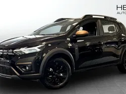 Svart (black) Ny 2025 Dacia Sandero Extreme Halvkombi | 256 200 kr (Marknadspris)