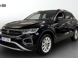 Svart Begagnad 2024 VW T-Roc Life SUV | 309 900 kr (Dyr)