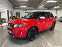 Röd Begagnad 2015 Suzuki Vitara SUV | 159 900 kr