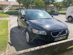 Svart Begagnad 2008 Volvo V50 Kinetic Kombi | 24 000 kr (Marknadspris)