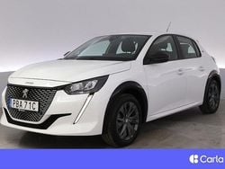 Vit Begagnad 2022 Peugeot e-208 Active Halvkombi | 184 900 kr (Marknadspris)