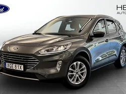 Grå (grey) Begagnad 2022 Ford Kuga Titanium SUV | 269 900 kr (Marknadspris)