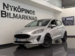 Grå Begagnad 2018 Ford Fiesta Trend Halvkombi | 74 900 kr