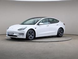 Vit Begagnad 2021 Tesla Model 3 Long Range AWD Sedan | 315 000 kr (Marknadspris)