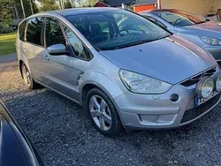 Silver Begagnad 2007 Ford S-MAX S Minibuss | 25 000 kr (Bra pris)